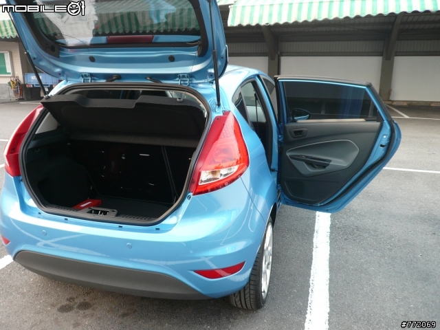 2010式樣Fiesta 1.6開箱文~請多指教