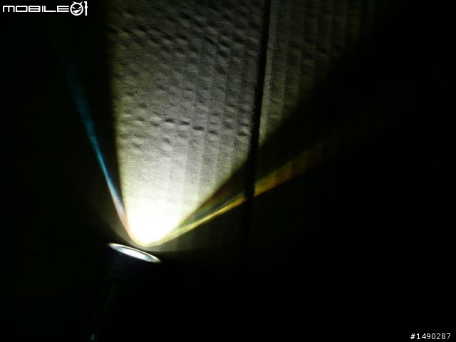 分享:改造成彩色手電筒
