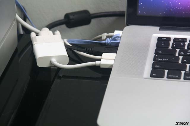 【簡單評測】VGA/DVI/HDMI/DisplayPort電腦顯示接頭大亂鬥~