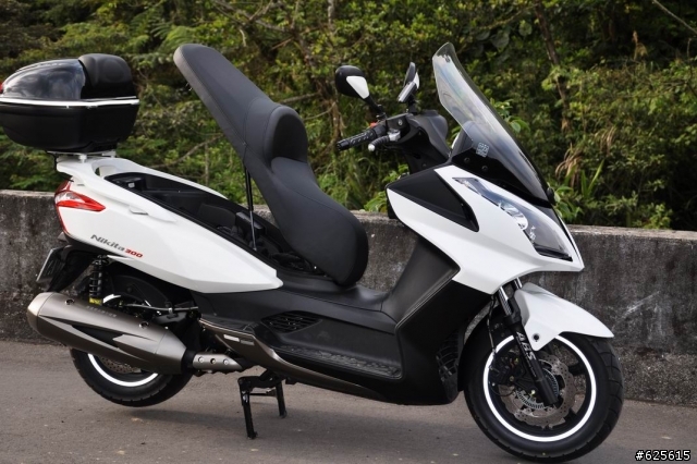 NIKITA 300i開箱&重機換車記FZ6N->GSX1400->NIKITA300