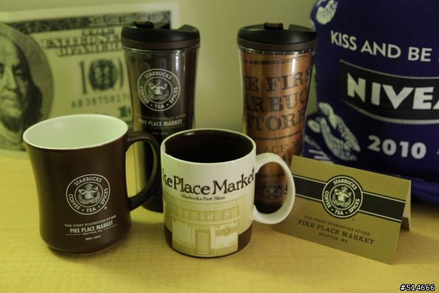 心酸的星巴克總店(Pike Place Market)商品開箱文