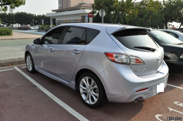 New Mazda 3 2.5 5D 終於開箱摟~~~(圖多)