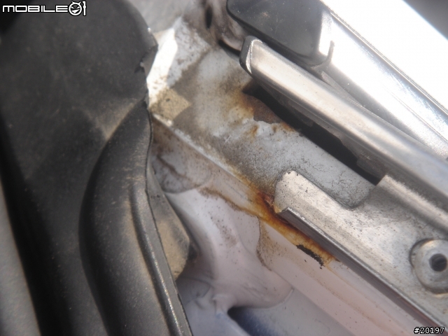 TOYOTA高品質=四個車門都爛掉(7/3更新再度生鏽)和泰沒救了!!
