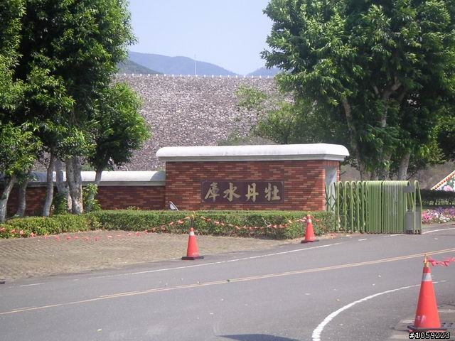 2010年單人野狼環島5天4夜-地獄式考驗-沙塵暴-焚風-低溫-濃霧-落山風-狂風-降雨-終完成夢想
