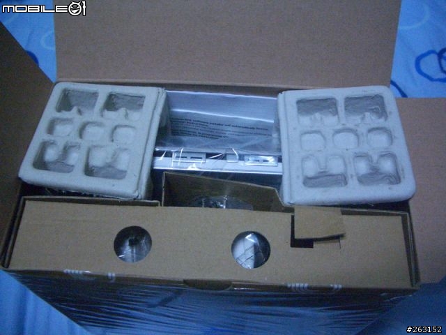 SEAGATE FreeAgent Desk 1T "開"箱 之一"指"神功