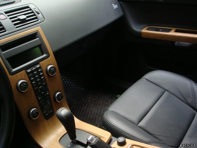 啾啾與 VOLVO V50 2.0na 三地門樂活行 (小心!車髒傷眼)