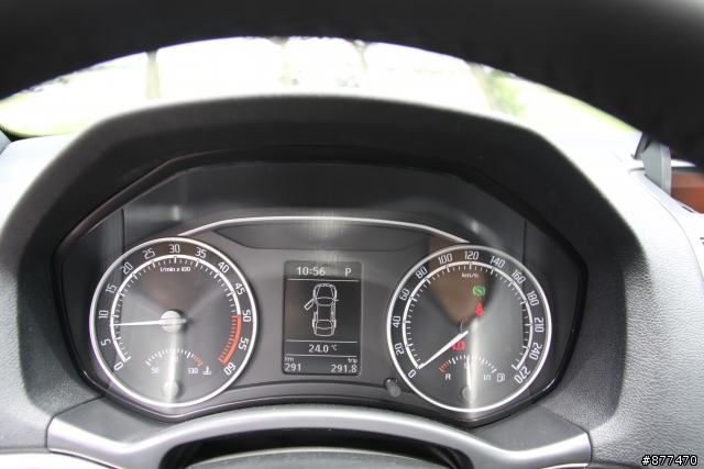 SKODA Octavia Combi RS不專業開箱文