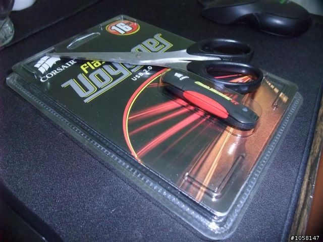 【雅】Corsair Flash Voyager-GT 16GB分享測試