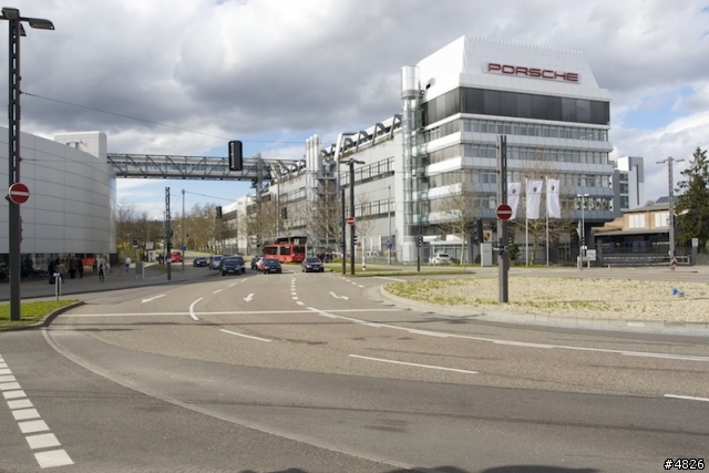 保時捷 博物館 新館 一日遊 PORSCHE Museum Stuttgart