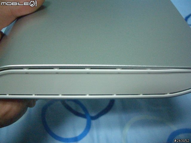 SEAGATE FreeAgent Desk 1T "開"箱 之一"指"神功