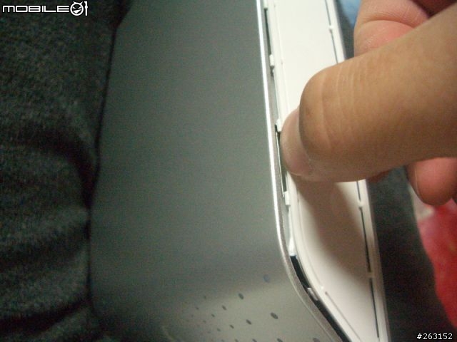 SEAGATE FreeAgent Desk 1T "開"箱 之一"指"神功
