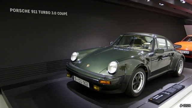 保時捷 博物館 新館 一日遊 PORSCHE Museum Stuttgart