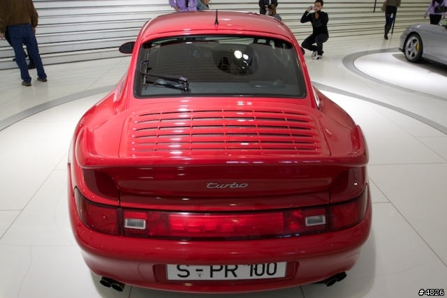 保時捷 博物館 新館 一日遊 PORSCHE Museum Stuttgart