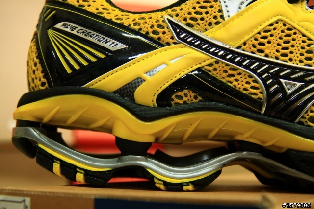 不專業開箱 2010年MIZUNO WAVE Creation 11 慢跑鞋