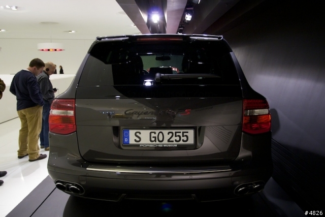 保時捷 博物館 新館 一日遊 PORSCHE Museum Stuttgart