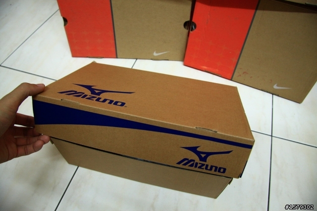 不專業開箱 2010年MIZUNO WAVE Creation 11 慢跑鞋