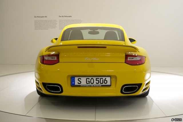 保時捷 博物館 新館 一日遊 PORSCHE Museum Stuttgart