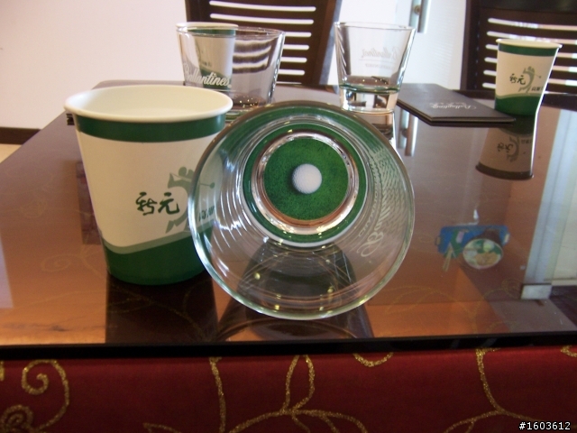 百齡罈品酒會與高爾夫初體驗(飲酒過量 有礙健康)
