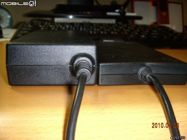 給VAIO筆電用的19.5V 纖薄變壓器開箱