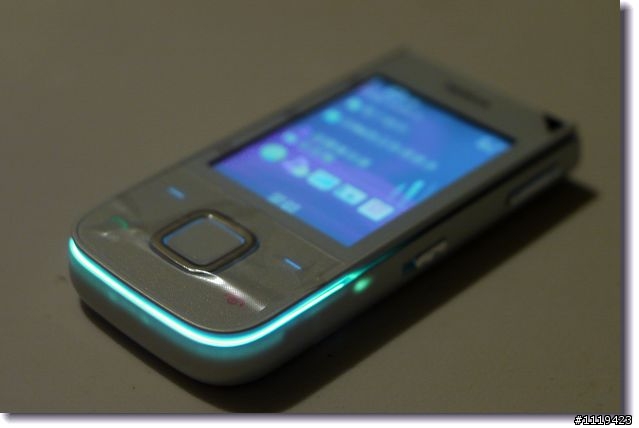 【便宜好機】電視手機NOKIA 5330 TV Edition (加映NOKIA 7230)