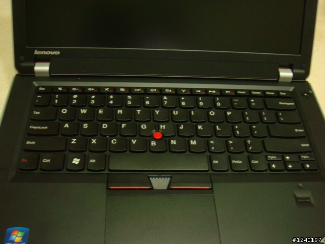 喔喔~傳說中未上市的Lenovo ThinkPad Edge 14"筆電嗎!?(5/5補入NB測試圖)