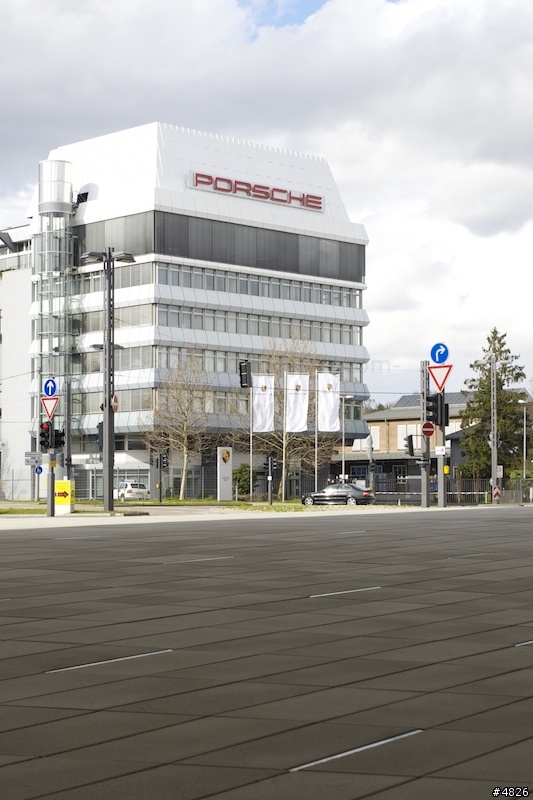 保時捷 博物館 新館 一日遊 PORSCHE Museum Stuttgart