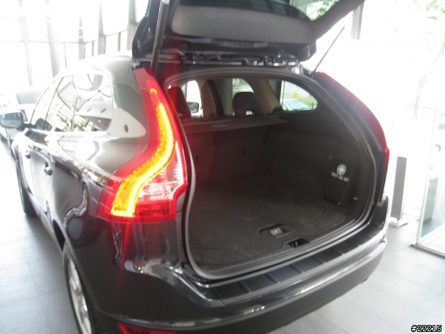 XC60 開箱文 平常看大家的開箱流口水 總算該我了