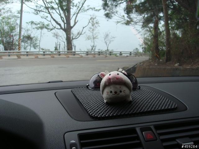 啾啾與 VOLVO V50 2.0na 三地門樂活行 (小心!車髒傷眼)