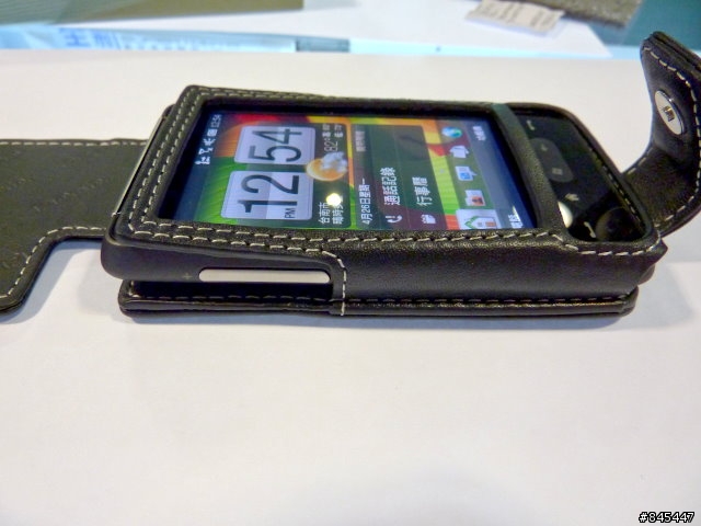 分享~HTC HD mini 專用款皮套 PDair 出品的喔!!