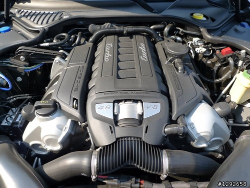 PORSCHE Panamera Turbo 試駕心得