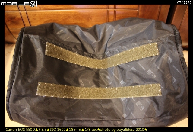 市面上買不到的相機包~我家女王加工特製品~~