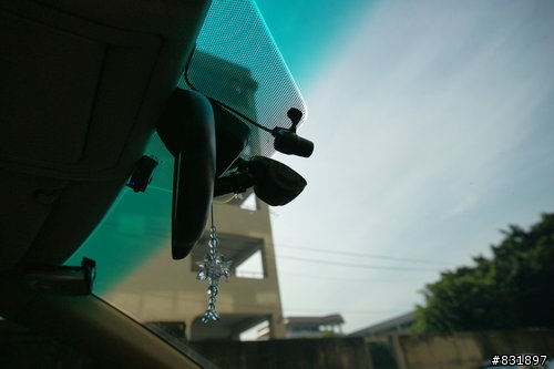 (安裝分享) 4 CH 行車影像紀錄器 (CAR DVR)
