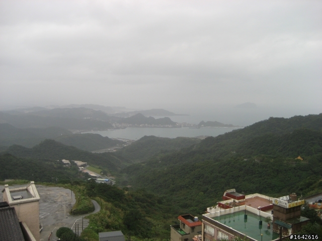 風雨中的挺進