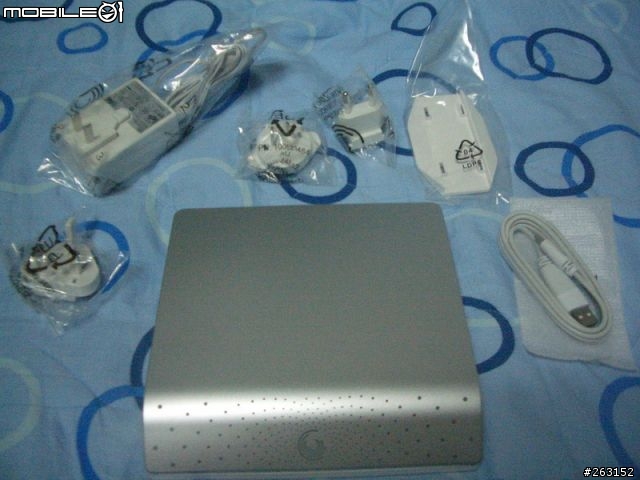 SEAGATE FreeAgent Desk 1T "開"箱 之一"指"神功