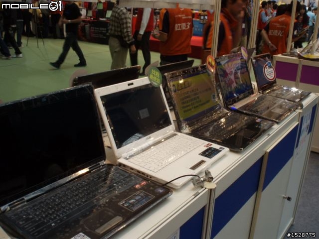 春電展衝U30JC入手、仿專業開箱照