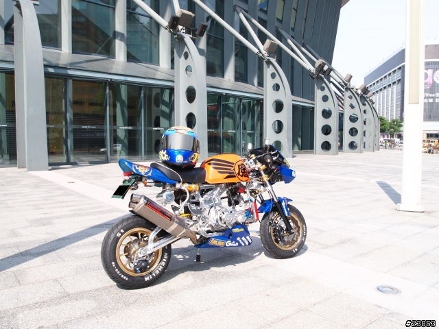 圖多有影片 最強小車!? 稀有的 HONDA MONKEY 魔 塗裝 開箱分享