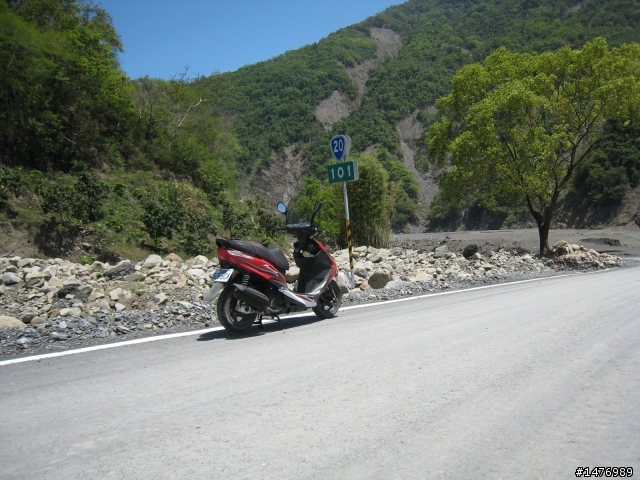 100409南橫-台東-墾丁 88後的南橫!! 天佑台灣阿!!