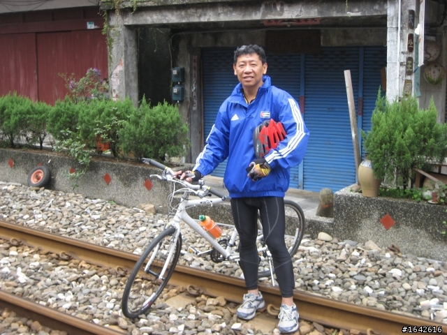 風雨中的挺進