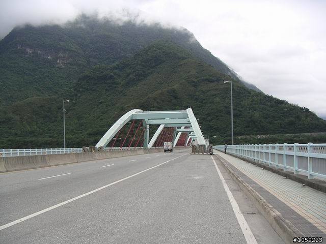2010年單人野狼環島5天4夜-地獄式考驗-沙塵暴-焚風-低溫-濃霧-落山風-狂風-降雨-終完成夢想