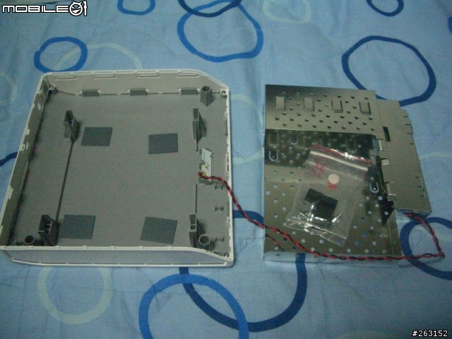 SEAGATE FreeAgent Desk 1T "開"箱 之一"指"神功