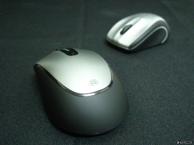 滑鼠價格戰開打? 只要8張國父就能擁有的無線藍光滑鼠Wireless Mouse2000
