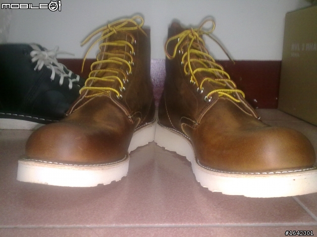 【簡易開箱文】 :人生的第一雙 RED WING 9111