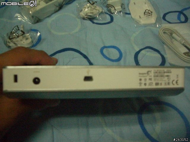 SEAGATE FreeAgent Desk 1T "開"箱 之一"指"神功