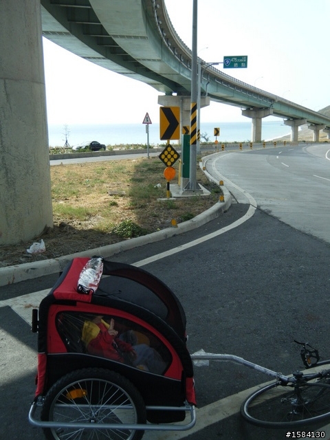 吉布+小威的南台灣自行車+拖車大暴走(墾丁→高雄122Km)