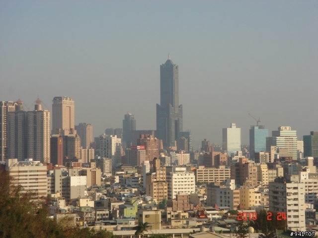 高雄市二日遊,愛河遊賞(已補圖片)