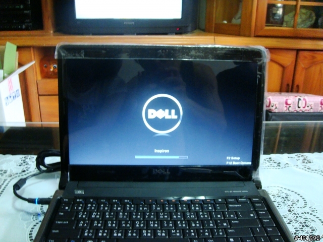 (開箱文)DELL 1464 i3-330(有請國際模特兒狗入鏡)