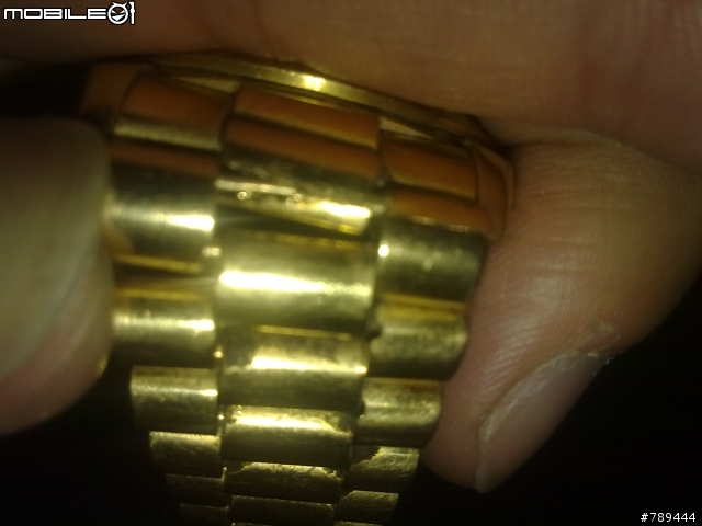 (問).真正在粗帶的金勞~~附圖 另有問題請求~