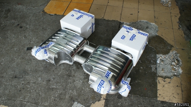 2010 小改款 E92 M3 開箱文~(7/5新增排氣管改裝分享)