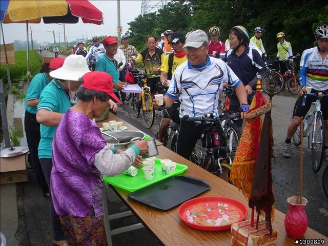 99年~100年六房媽祖過爐繞境慶典之單車記行