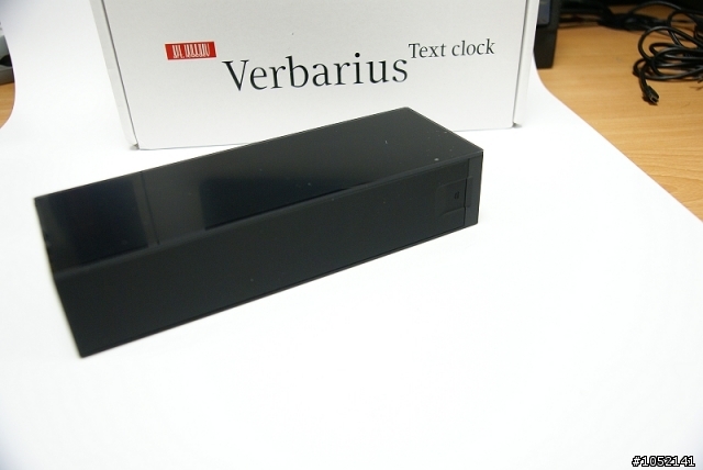 【遠在天邊,近在眼前之開箱】Verbarius文字型數位時鐘